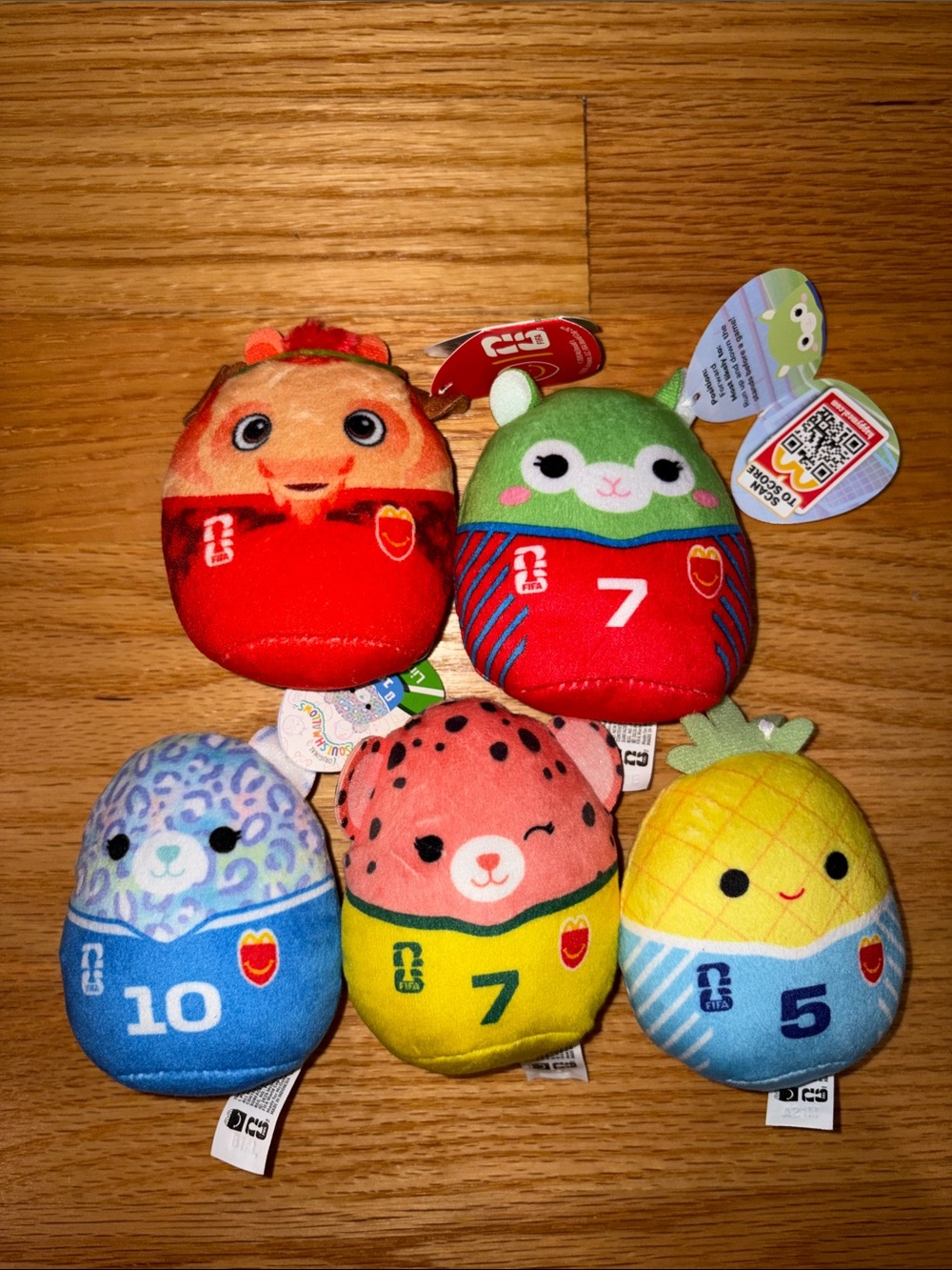 (5)FIFA McDonald’s mini Squishmallows collectible plush lindsay maui maple jom